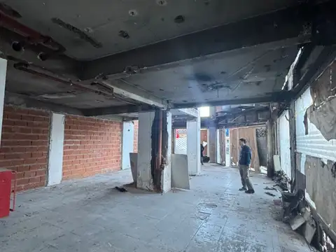 Local en Alquiler en Constitucion, $ 7.000.000