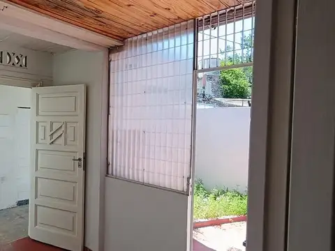 Berón De Astrada 2500