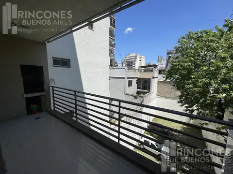 Hermoso monoambiente + balcón AMOBLADO - IMPECABLE