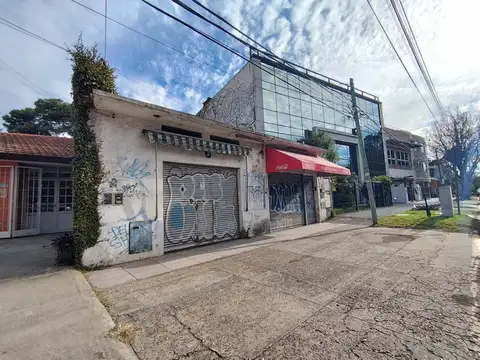 VENTA CASA CON LOCAL SAN ISIDRO