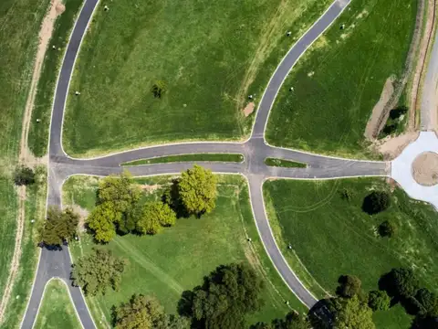 LOTE A LA LAGUNA  EXCELENTE UBICACION  AZZURRA - Lanzamiento nuevo sector 