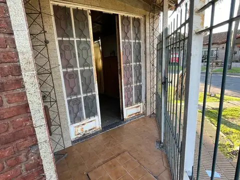 ALCALDE GONZALEZ BARBOSA 1600