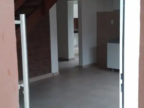 Casa 3 dormitorios con quincho,