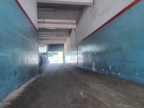 Galpon en Venta 45  mts Fondo
