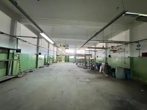 Galpon en Venta 10  mts Frente