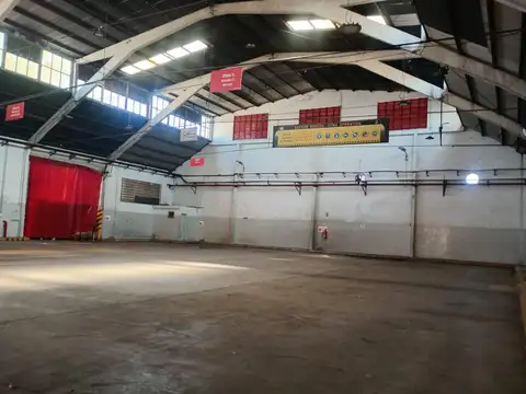 Nave industrial en Venta con salida a dos calles en Loma Hermosa -  Tres de Febrero