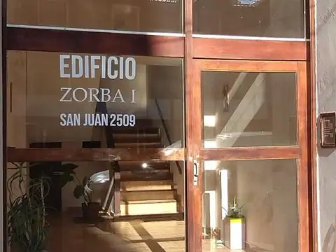 San juan 2500, Piso 1