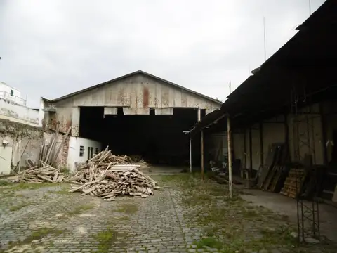 Terreno en Venta 1.732  mts Frente