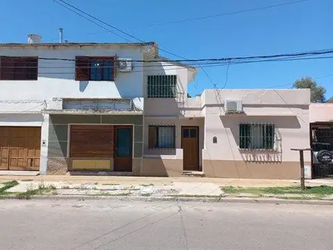 VENTA CASA MAS DEPARTAMENTO 6 AMBIENTES CENTRICA