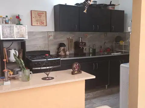 Depto Tipo Casa en Venta en Tablada, USD 70.000