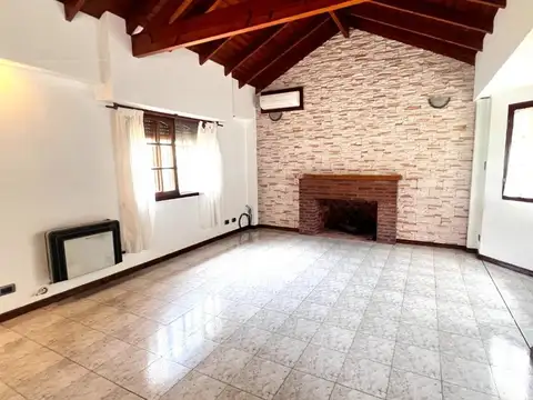Casa en Venta en La Arboleda Del Trebol, USD 200.000