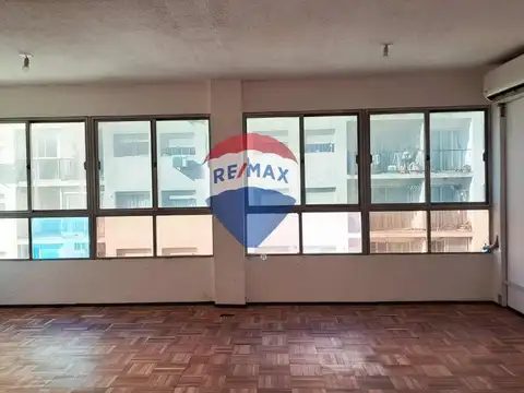 GRAN OFICINA EN ALQUILER VISTA PZA. INDEPENDENCIA