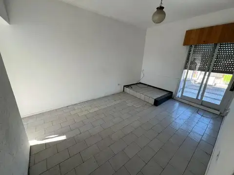 Departamento en Alquiler en Ituzaingo, $ 450.000