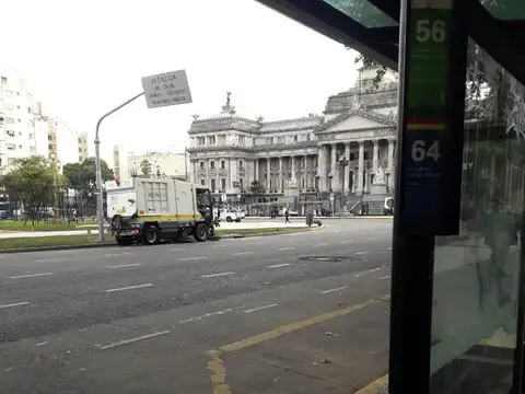 Local en Venta 55 años