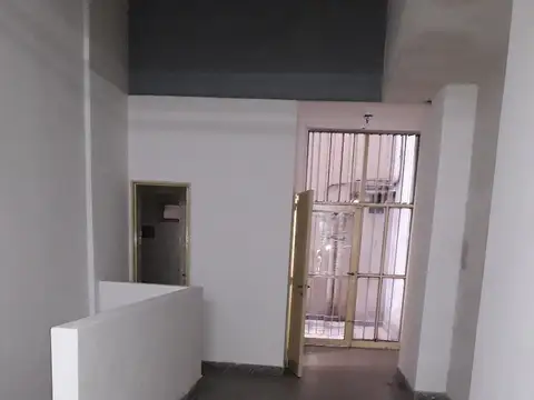 Local en Venta 55 años