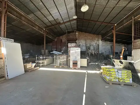 Galpón en Venta  Zona Recta Martinolli