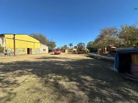 Galpón en Venta  Zona Recta Martinolli