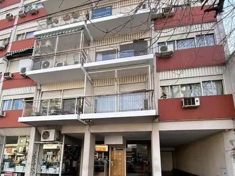 Av. Santa Fe al 2100