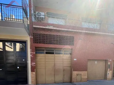 GALPON - 8.66 X 23m2 - IDEAL DEPOSITO - A METROS DE CAPITAL