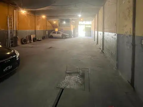 Galpon en Alquiler 8  mts Frente