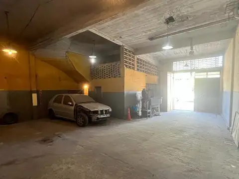 Galpon en Alquiler en Lomas Del Mirador, $ 1.700.000