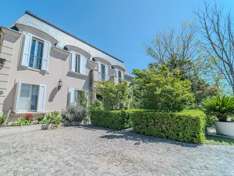 Castores  NORDELTA 100