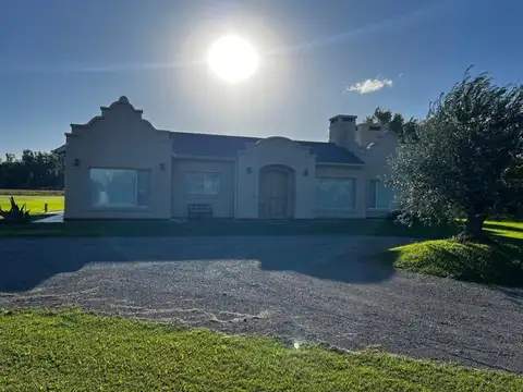 Casa en venta en Chacras del Paraná  24400 m2