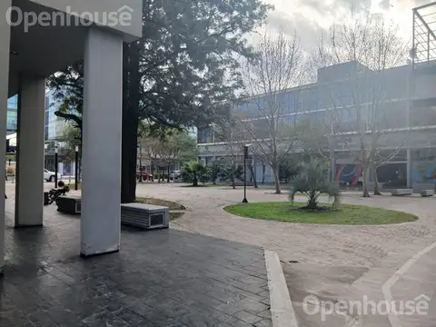 Local en alquiler 46Plaza Camaño Pilar