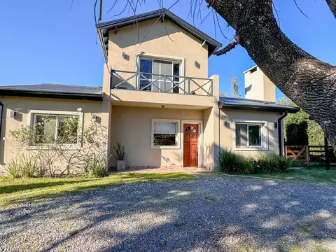 Barrio Privado La Campiña - calle Las Glicinas