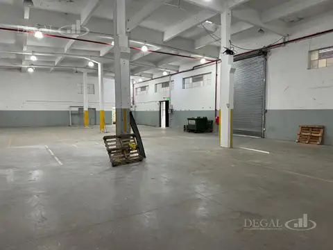 Galpon en Alquiler 31  mts Fondo