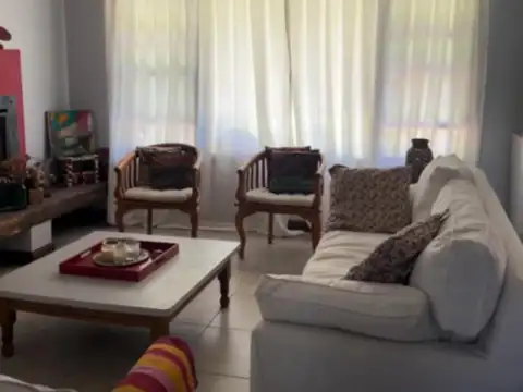 Casa en Alquiler Temporal en Bella Vista, USD 2.500