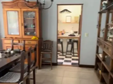 Casa en Alquiler Temporal con 2 cocheras