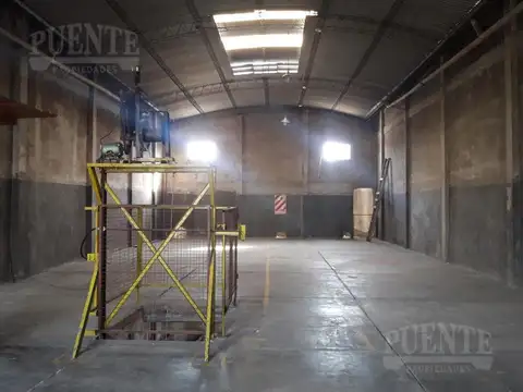 Galpon en Venta 10  mts Frente