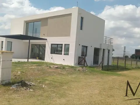 Casa en Venta en Canning, USD 248.999