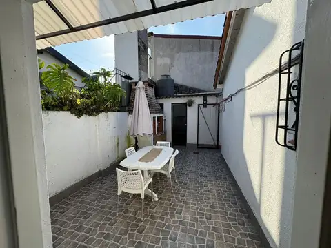 VENTA-CASA-3 AMB - JOSE MARMOL- CON COCHERA