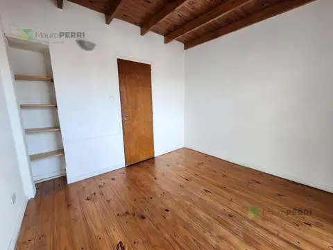 Depto Tipo Casa en Venta con 1 cocheras