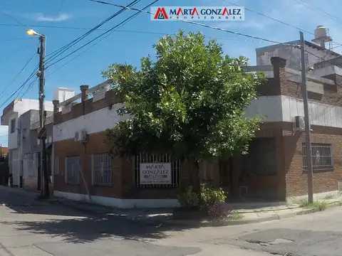 CASA 4 AMBIENTES EN VENTA