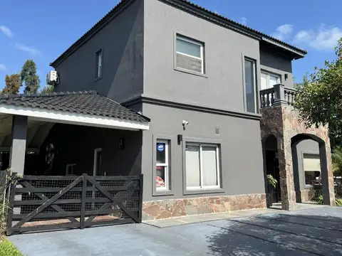 Casa 5 ambientes con 2 baños