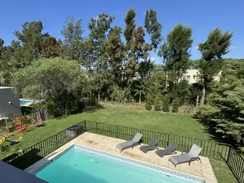 Casa en Venta 4 dormitorios Barrio Villanueva San Francisco