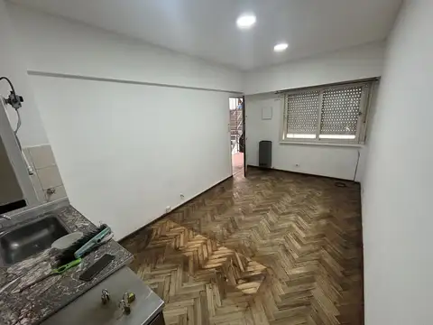 Departamento en Alquiler en Villa Ballester, $ 420.000