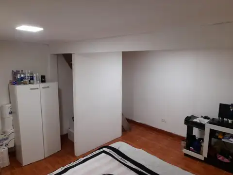 PH 3AMB. EXCELENTE UBICACION,  AV. DIRECTORIO AL 900, EN PLANTA BAJA, ACTUALIZADO, SIN EXPENSAS