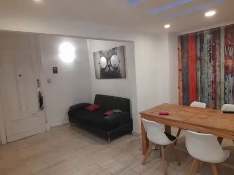 PH 3AMB. EXCELENTE UBICACION,  AV. DIRECTORIO AL 900, EN PLANTA BAJA, ACTUALIZADO, SIN EXPENSAS