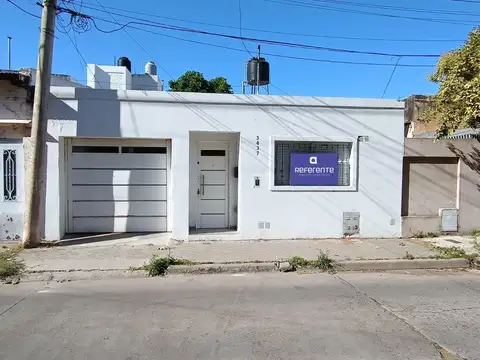 VENTA CASA 2 DORMITORIOS CON COCHERA - ECHESORTU