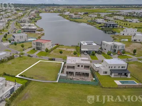 Lote Interno - Barrio Riberas - PUERTOS / ESCOBAR