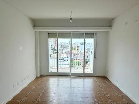 3 ambientes muy luminoso, reciclado en el barrio de Almagro