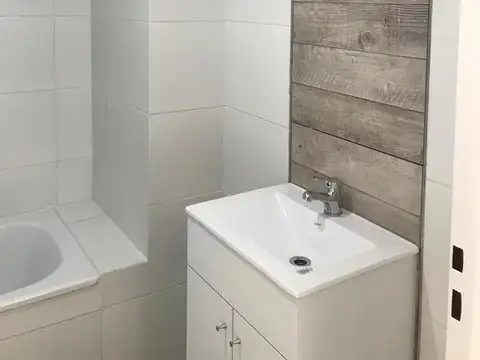 Gral Simon Bolivar 200