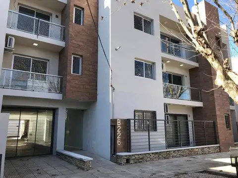 HERMOSO 2 AMBIENTES A ESTRENAR * BOLIVAR 226 *