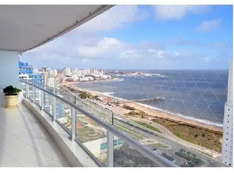 Departamento en Venta al Este