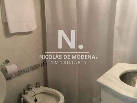 Vende casa en Solanas, Punta Ballena de 2 dormitorios.