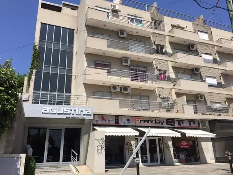 Depto 2 amb C/Balcon al FTE y Terraza Opc Coch